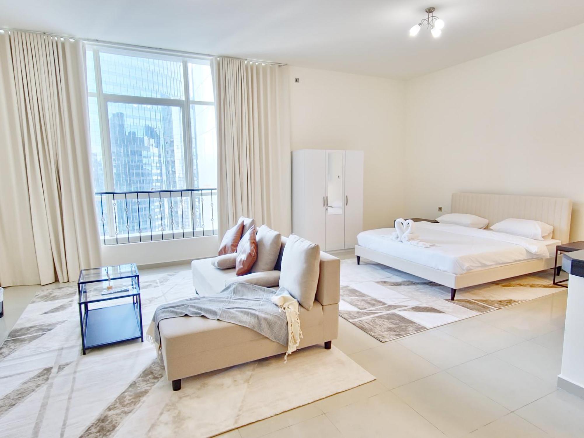 Harf2401 Chic In Al Reem Abou Dabi